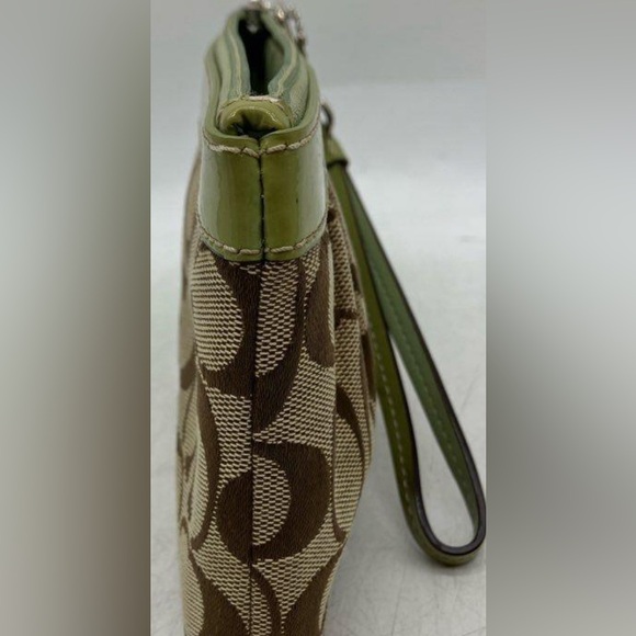 Coach Signature Jacquard Green Patent Trim Pouch Wristlet Khaki #2 - Picture 3 of 6